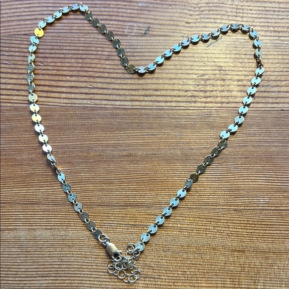 Jewelry - Elegant Gold-Tone Necklace